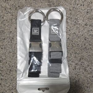 2/$10! Nwt Luggage Hanging Belts